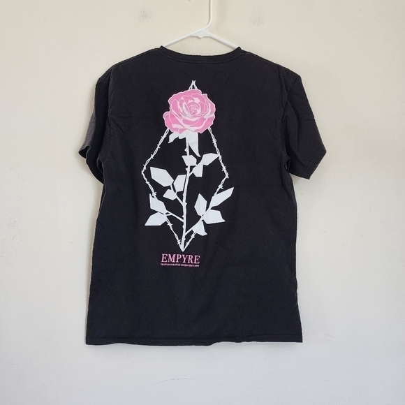 Gender Neutral Youth Empyre Rose Logo t-shirt size Medium - Picture 2 of 4